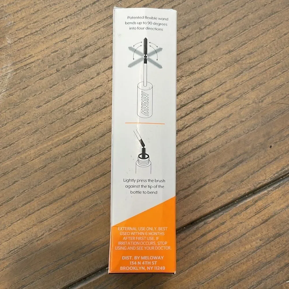 MELOWAY Makeup Your Way Mascara in super black